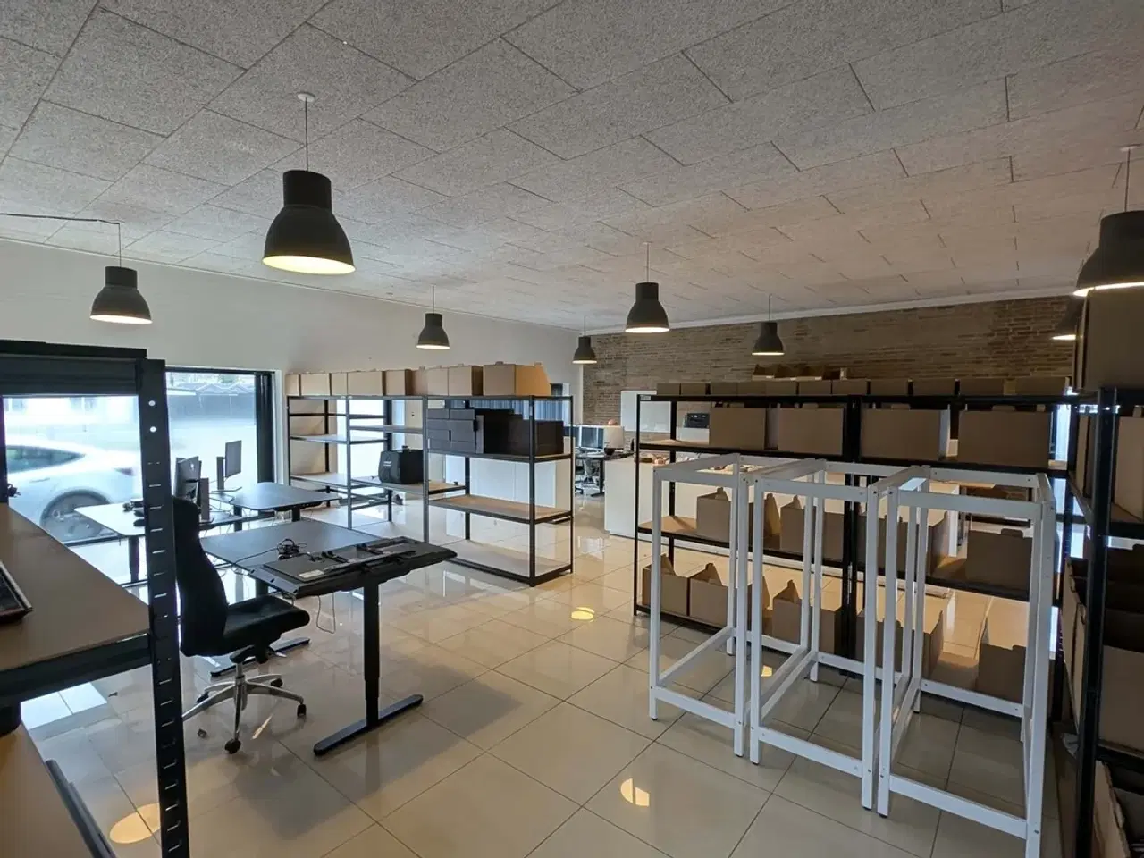 Billede 4 - Kontor med lager (Erhverv)