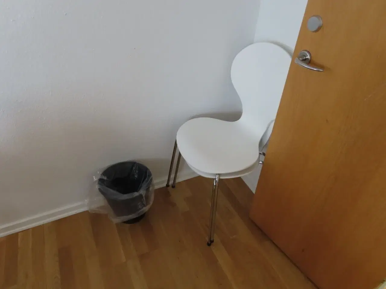 Billede 7 - Indhold i rum