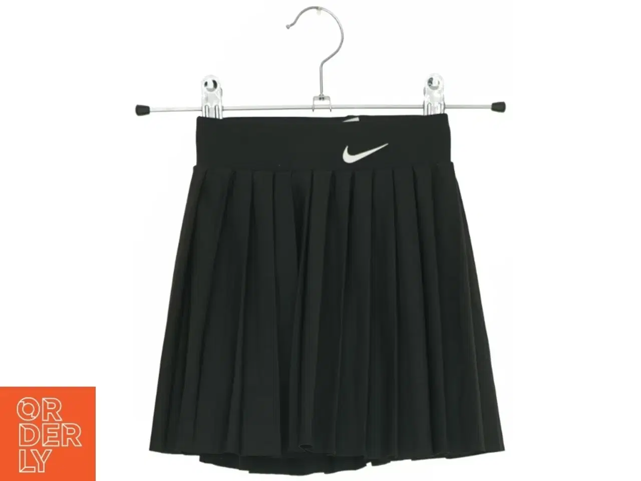 Billede 1 - Nederdel fra Nike (str. 104 cm)
