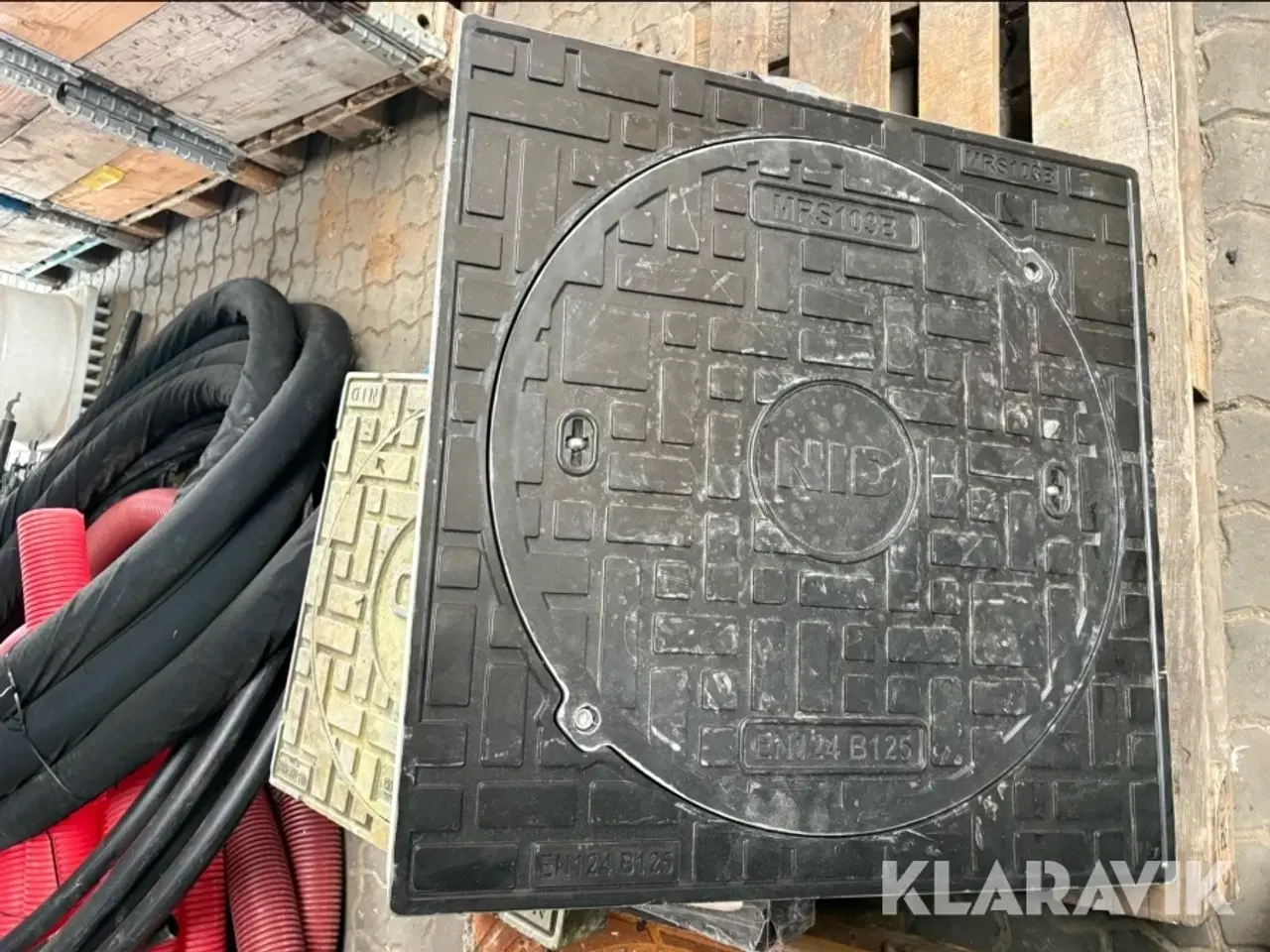 Billede 8 - Brønddæksler og rammer – støbejern & plast (Jesmig / NID m.fl.)