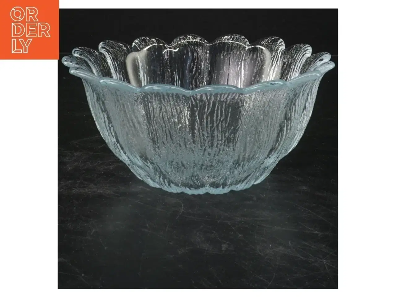 Billede 1 - Holmegaard SW glas skål med mønstret kant (str. 8x18 cm)