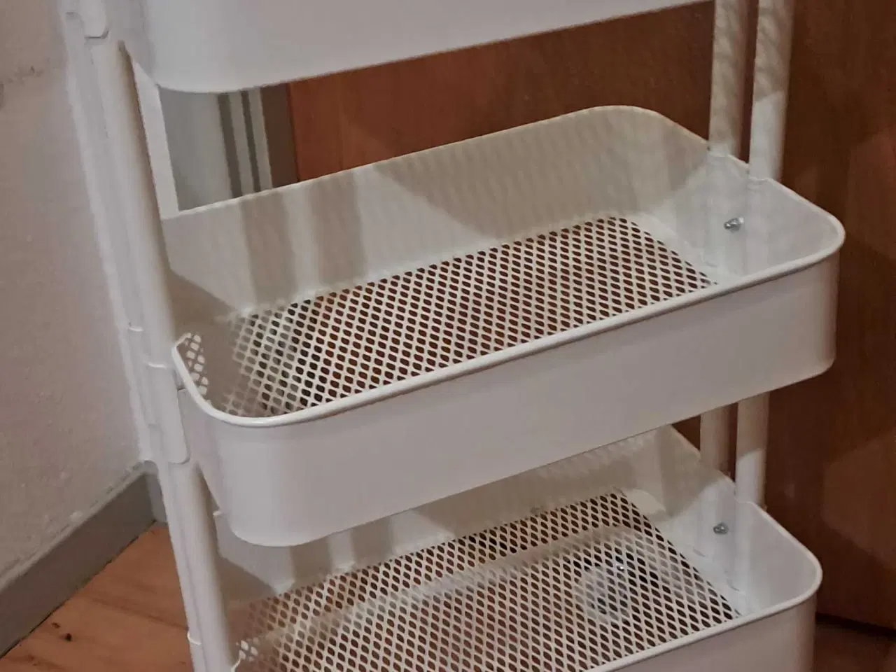 Billede 2 - Ikea vogn hvid 