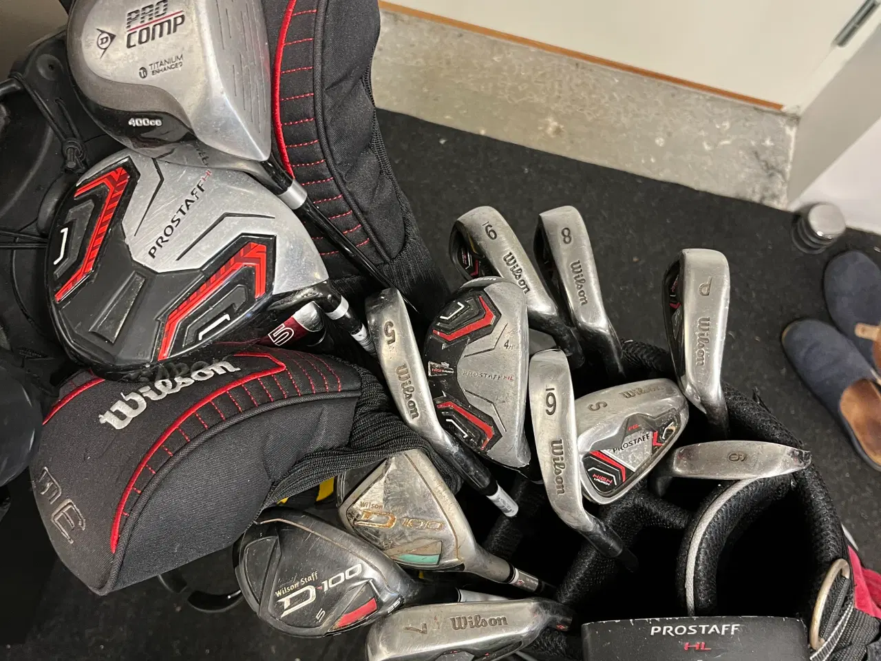 Billede 1 - Wilson golfsæt med bag og vogn