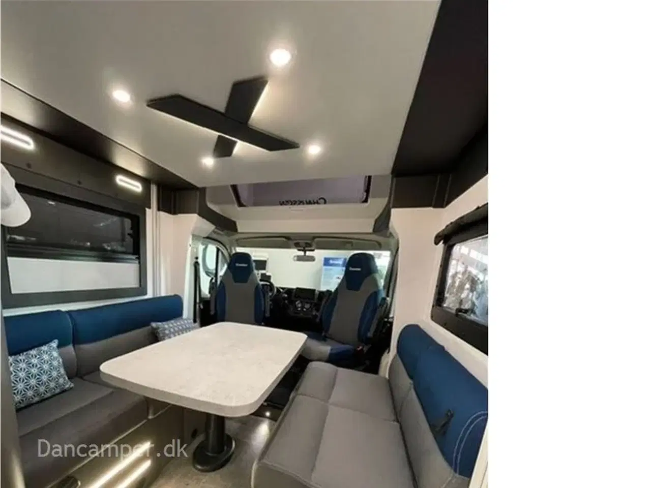 Billede 18 - 2024 - Chausson X650 Exclusive line   Camper med stor Lounge og siddegruppe, 9-trins automatgear, sænkeseng, stor garage, specialfælge, Artic, Connect- og X-tilbehørspakke ,