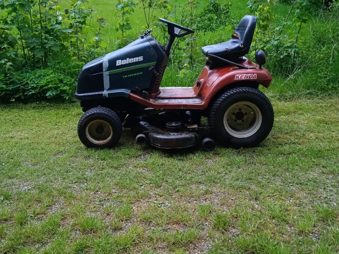 Billede 1 - Stor Bolens hydro havetraktor 18HK 2 cylindret 