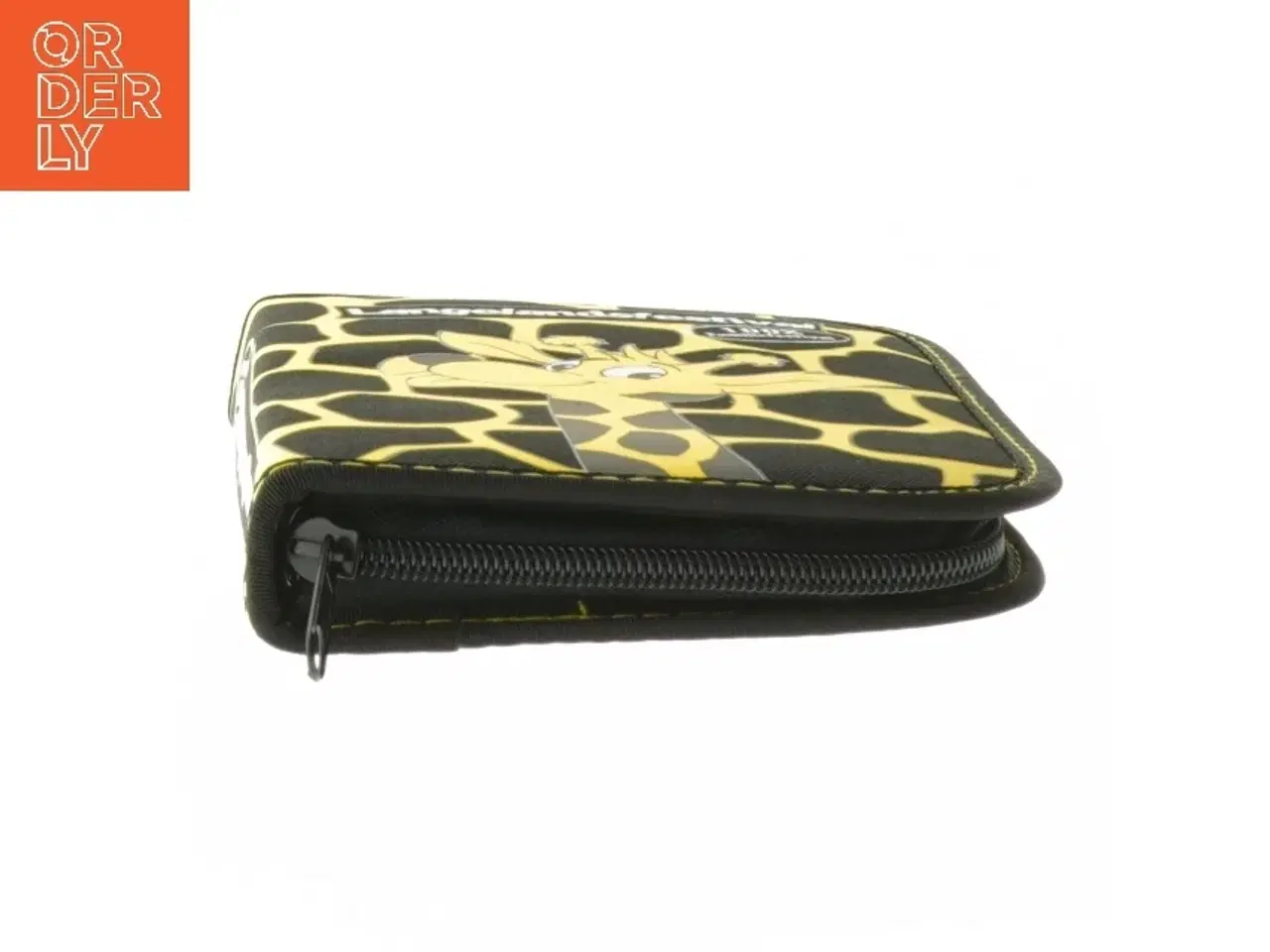 Billede 4 - Penalhus med farveblyanter fra Langelandsfestival (str. 19x13x2,5 cm)