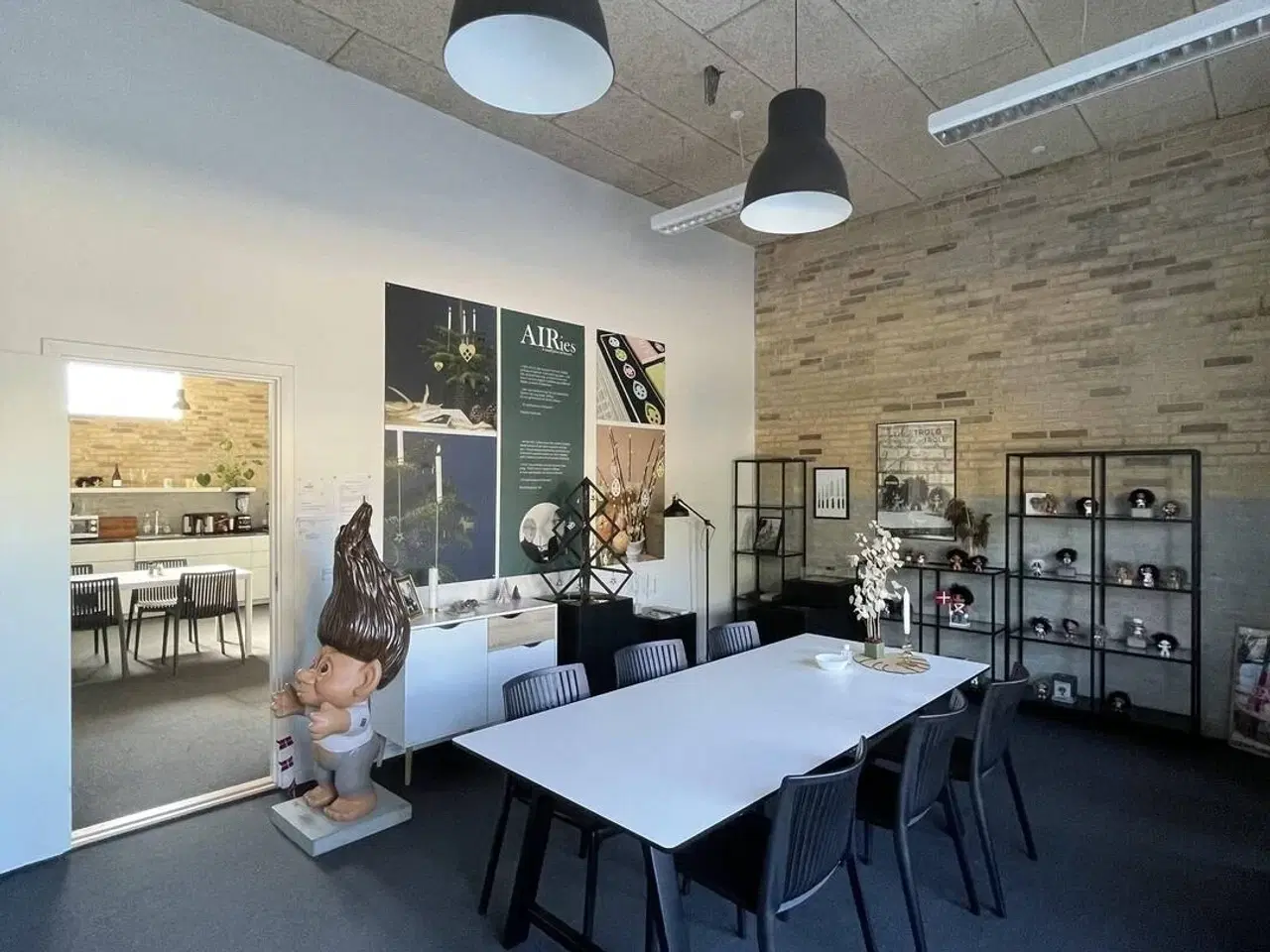 Billede 2 - Kontor med lager (Erhverv)