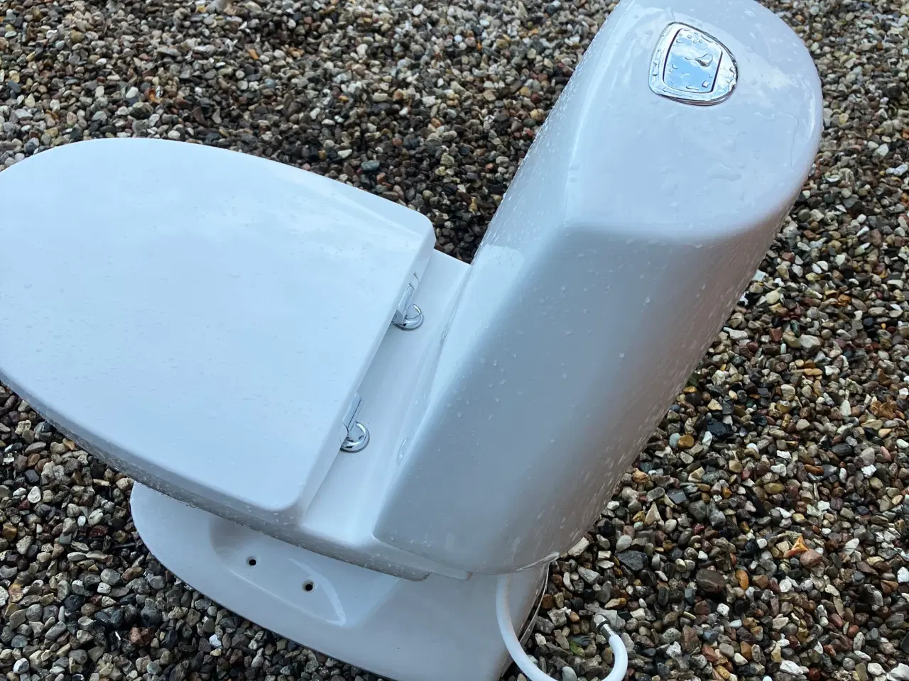 Billede 3 - Ifø sign Toilet med Softclose sæde som nyt