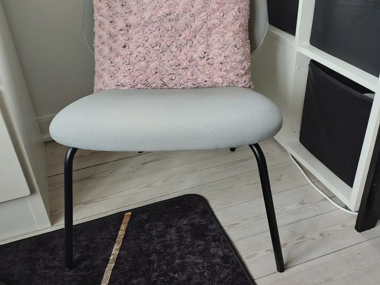 Billede 2 - 2 lænestole fra Ikea, står som ny
