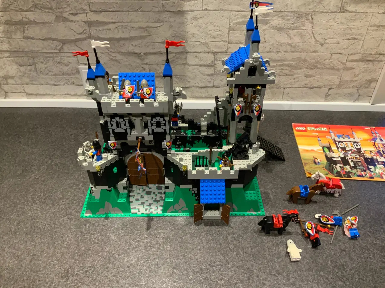 Billede 5 - Lego 6090 - royal knights castle 