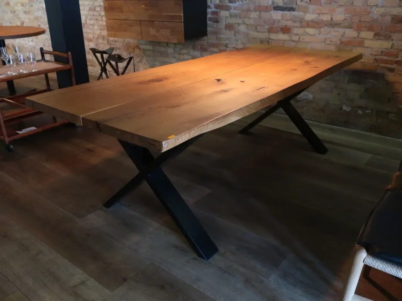Billede 1 - Spisebord MANI PINE