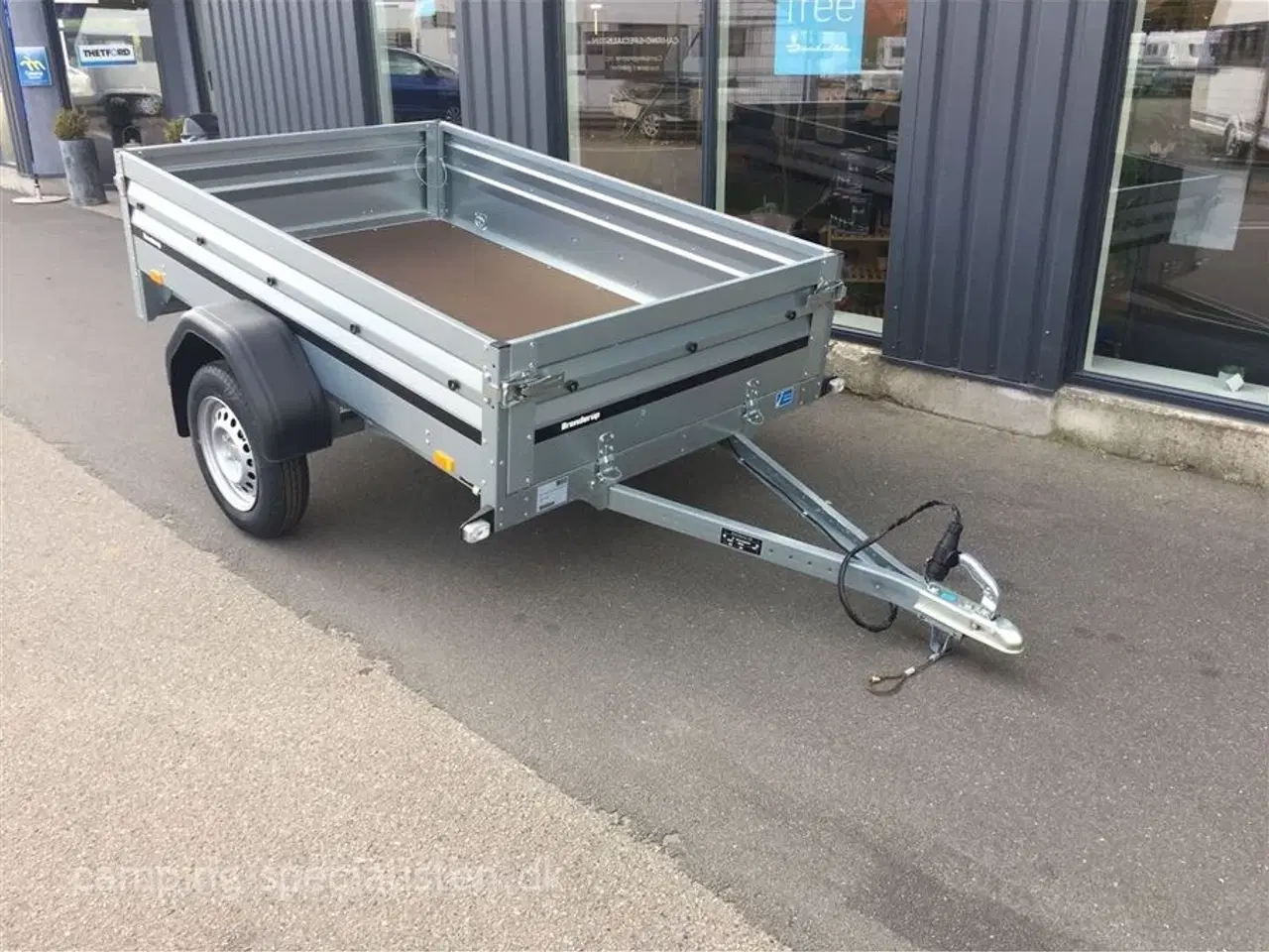 Billede 3 - 2024 - Brenderup 2205 SUB 500 kg   Brenderup ladtrailer - perfekt til fritid og erhverv fra Camping-Specialisten