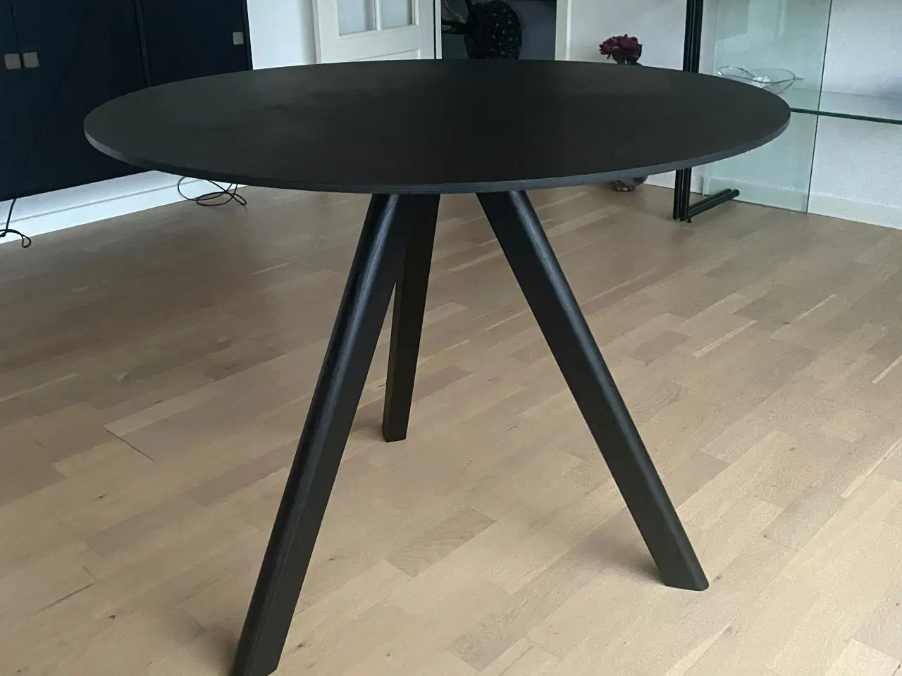 Billede 2 - HAY CPH20 rundt spisebord sort