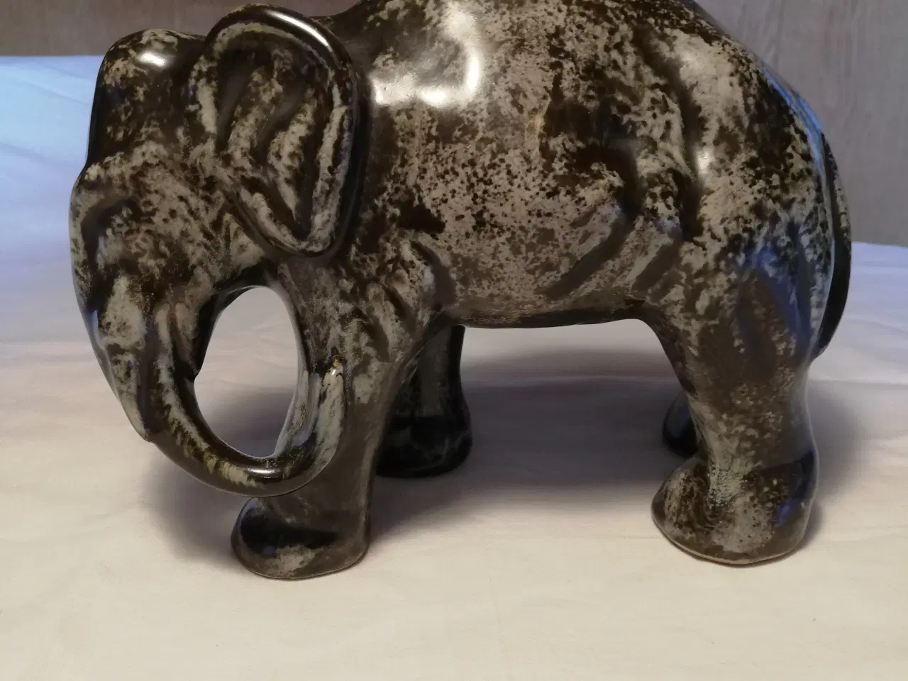 Billede 3 - Johgus elefant nr. 0 og nr. 4