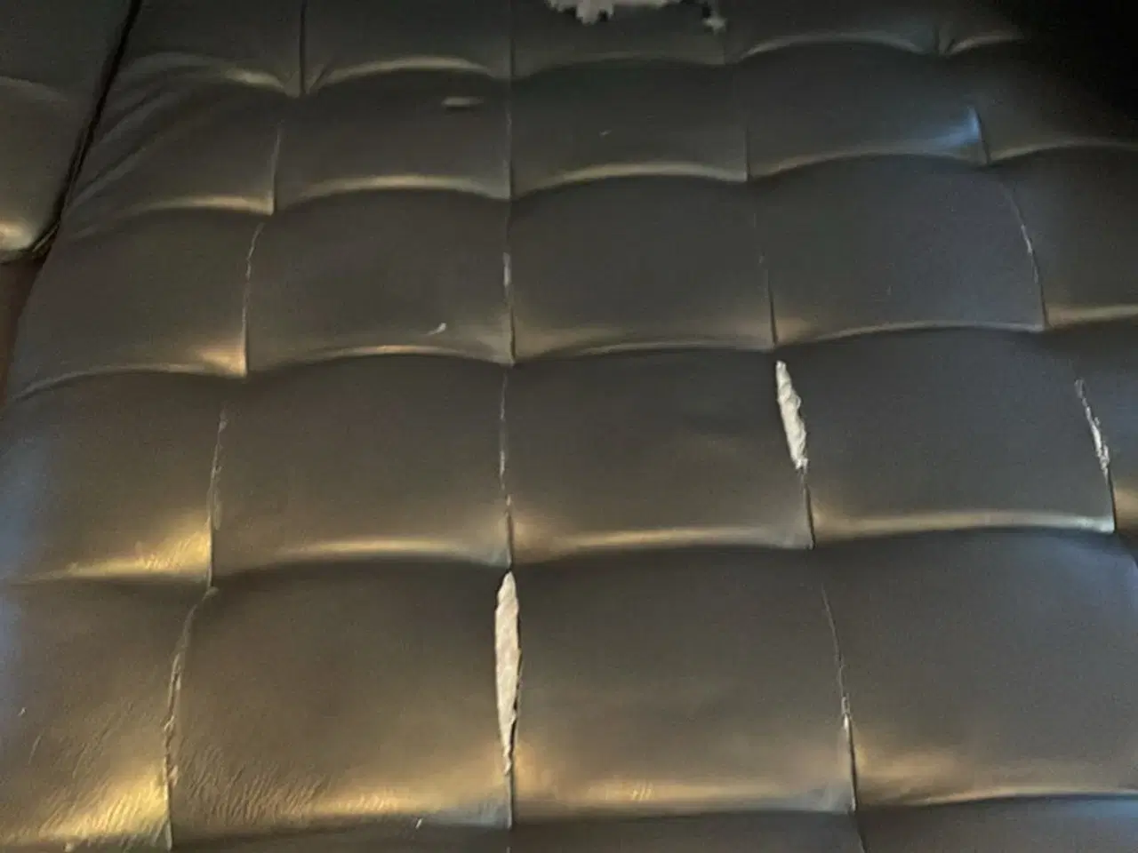 Billede 3 - Gratis sofa med brugsspor 