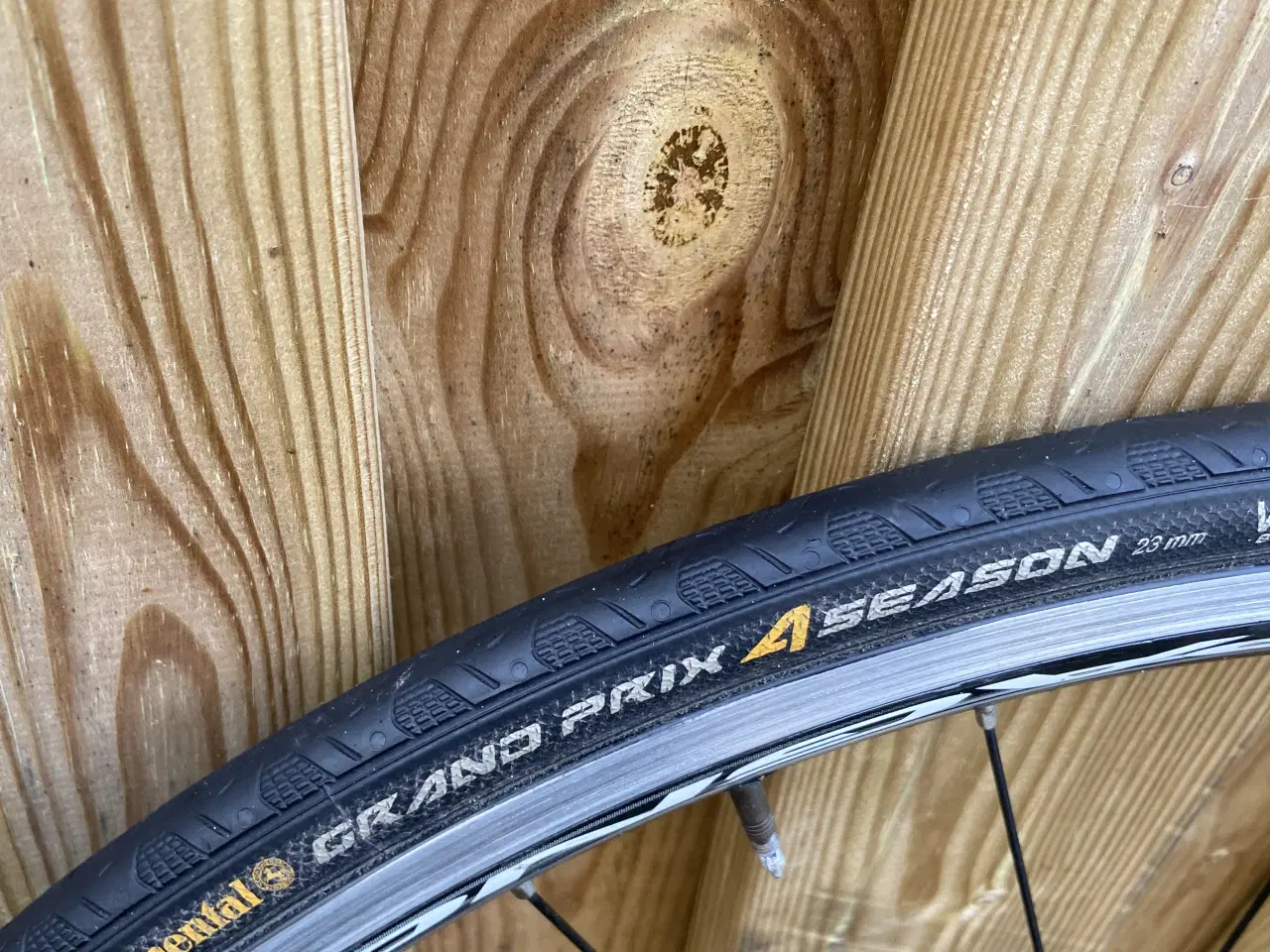 Billede 2 - Campagnolo baghjul med Continental dæk