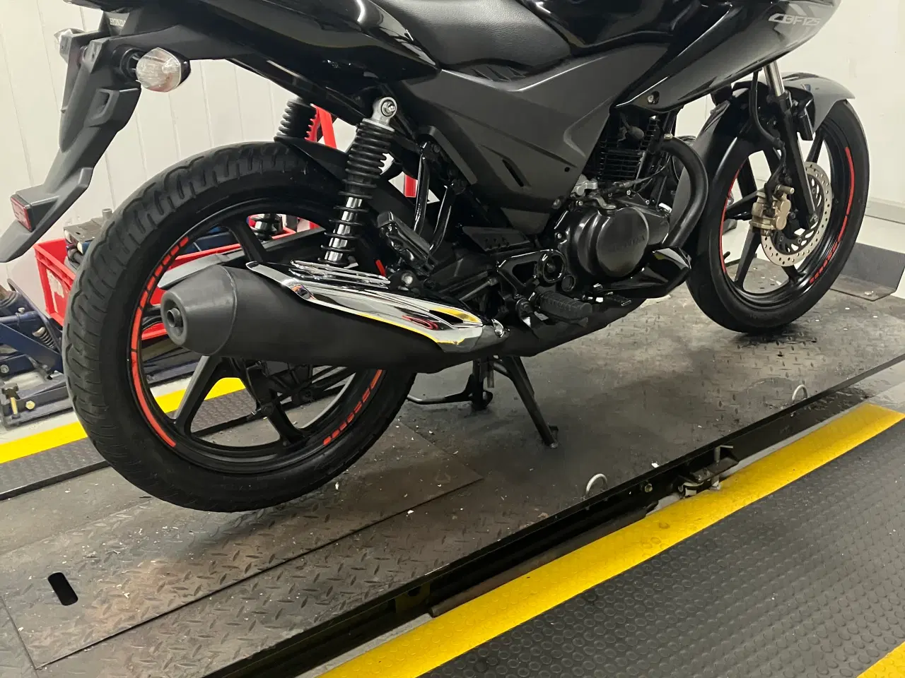 Billede 2 - Honda CBF 125 Facelift