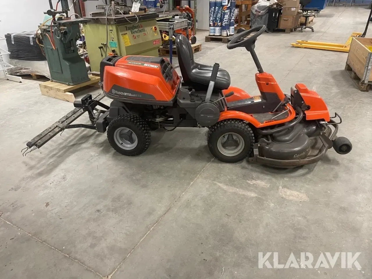 Billede 4 - Plæneklipper Husqvarna R175 med rive