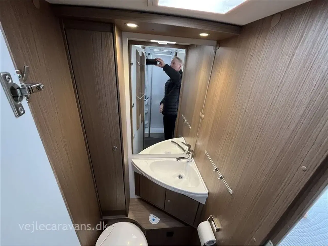 Billede 15 - 2021 - Carado T 447 Clever + Edition