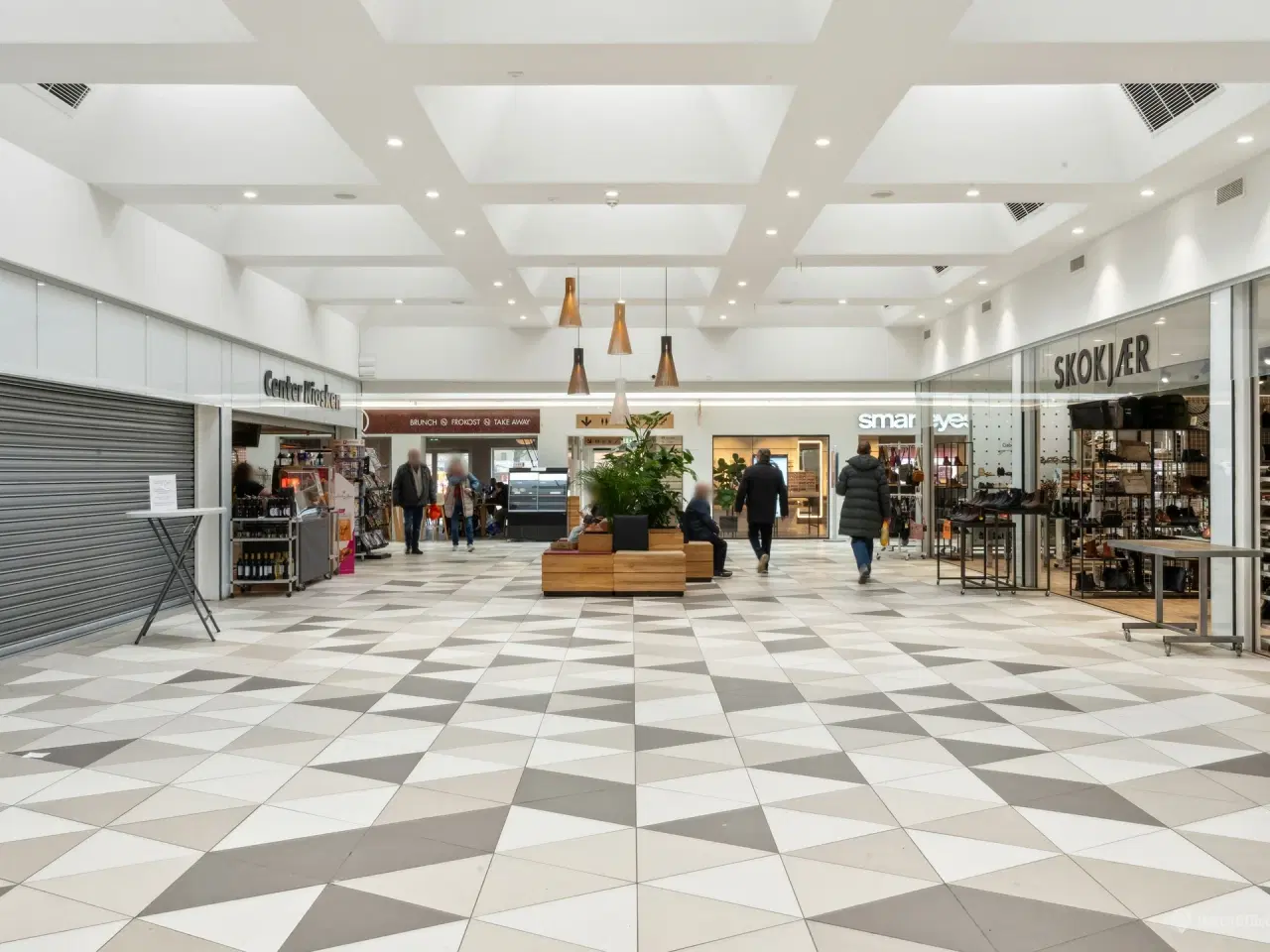 Billede 10 - Butikslejemål med bred og synlig facade