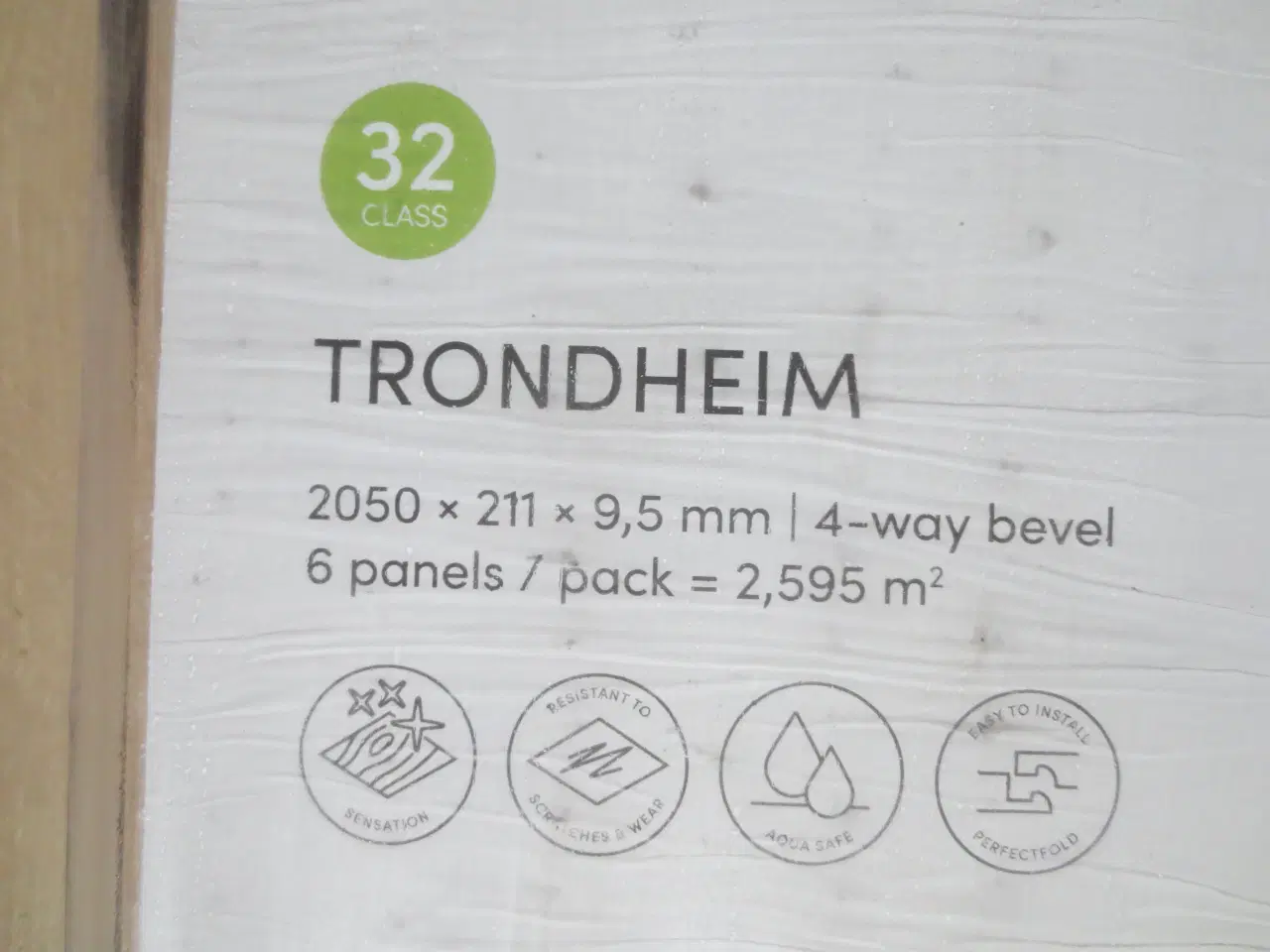 Billede 1 -  1. gulv , Pergo Tronheim   2. gulv  Lillehammer