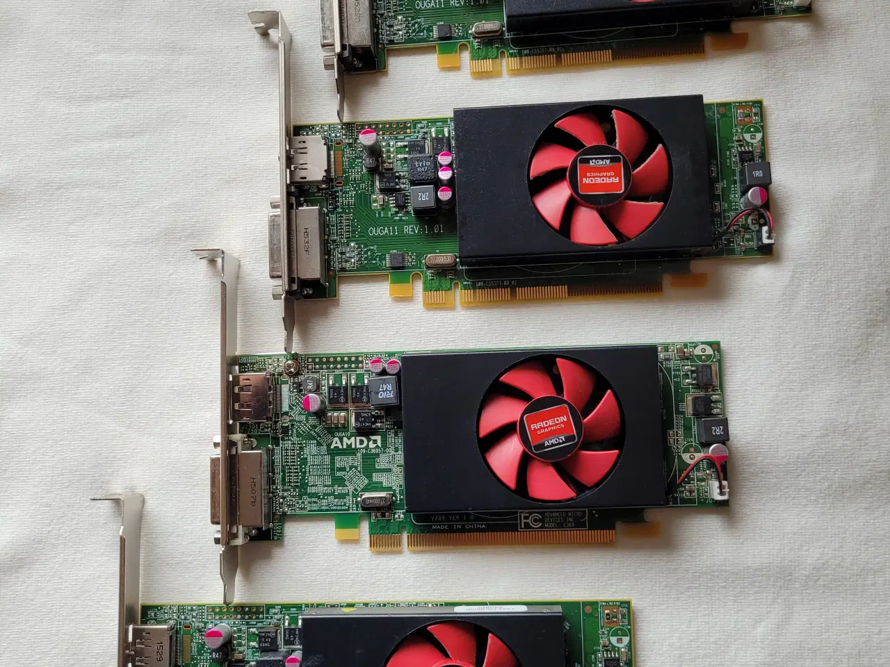 Billede 1 - 4 stk AMD Radeon HD8490 grafik kort