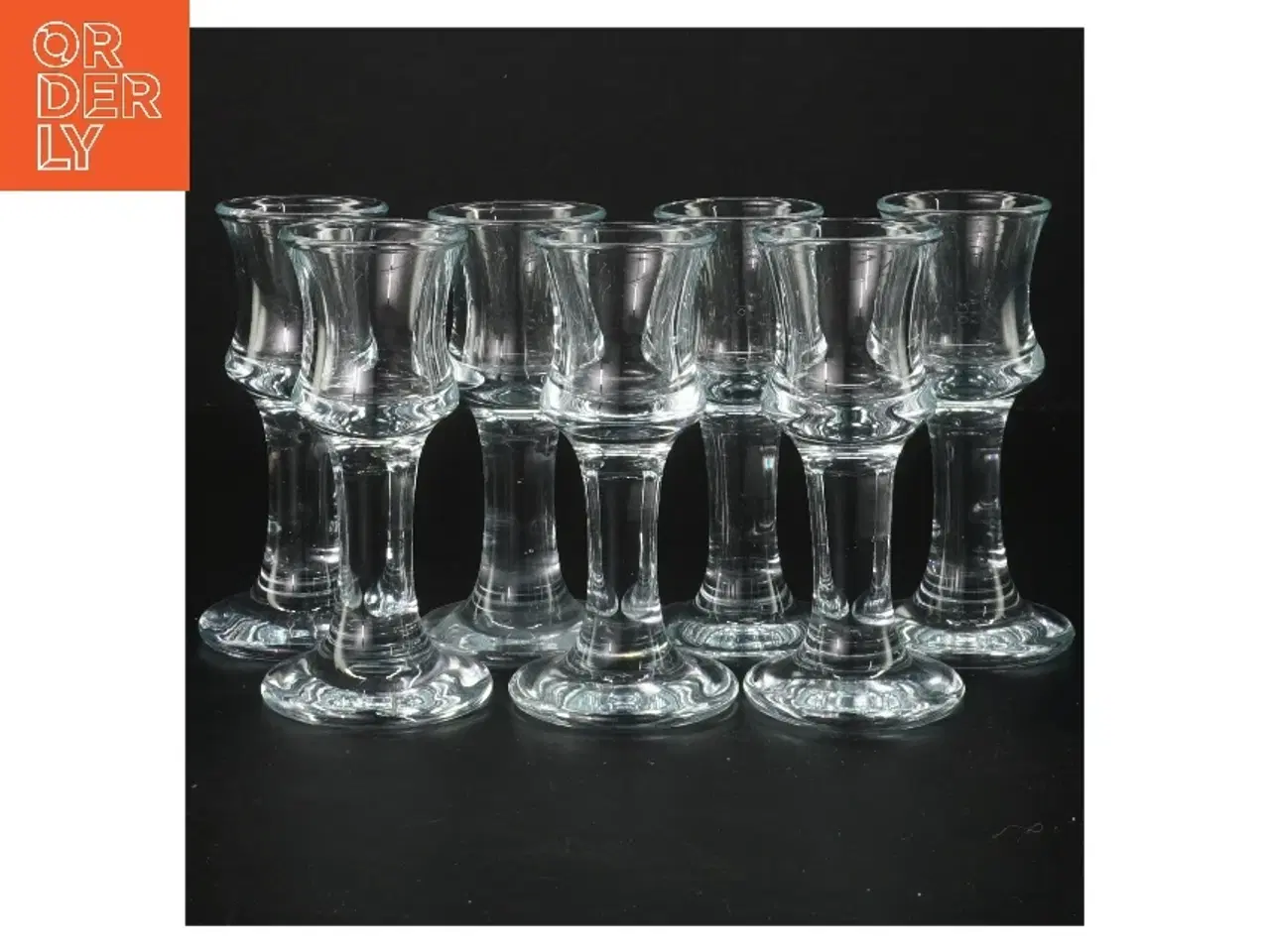 Billede 1 - Sæt med 7 glas (str. 7 styk, 12 cm)