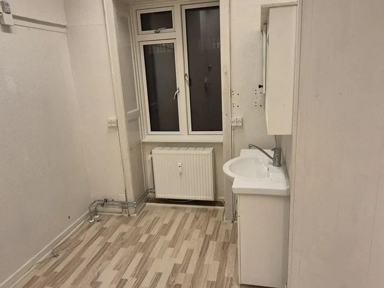 Billede 1 - Attraktivt erhvervslokale på Østerbrogade 226