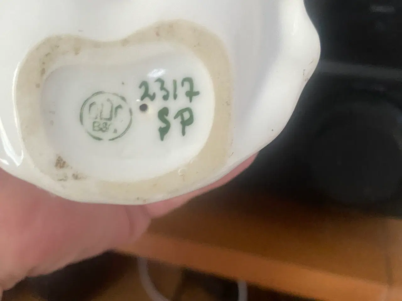 Billede 4 - Kongelig porcelæns kat og pige