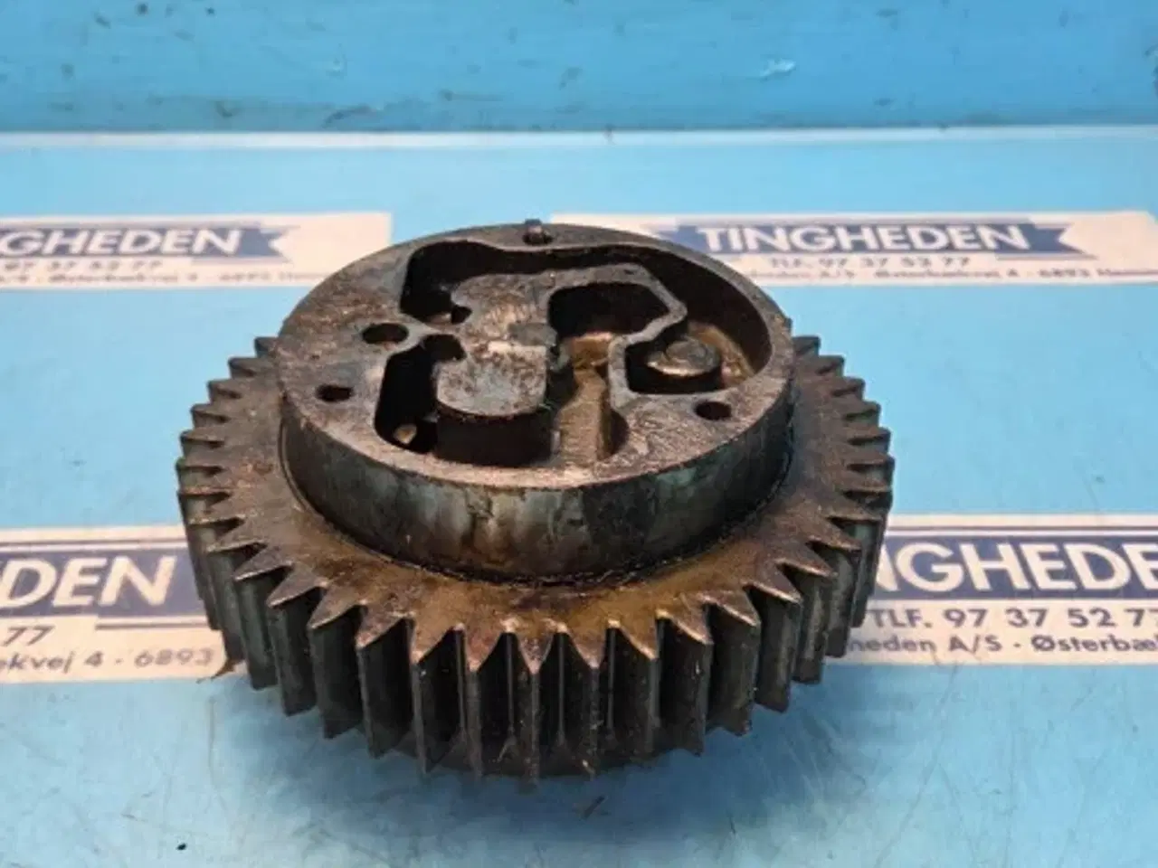 Billede 8 - John Deere 6125HZ001 Oliepumpe RE502752