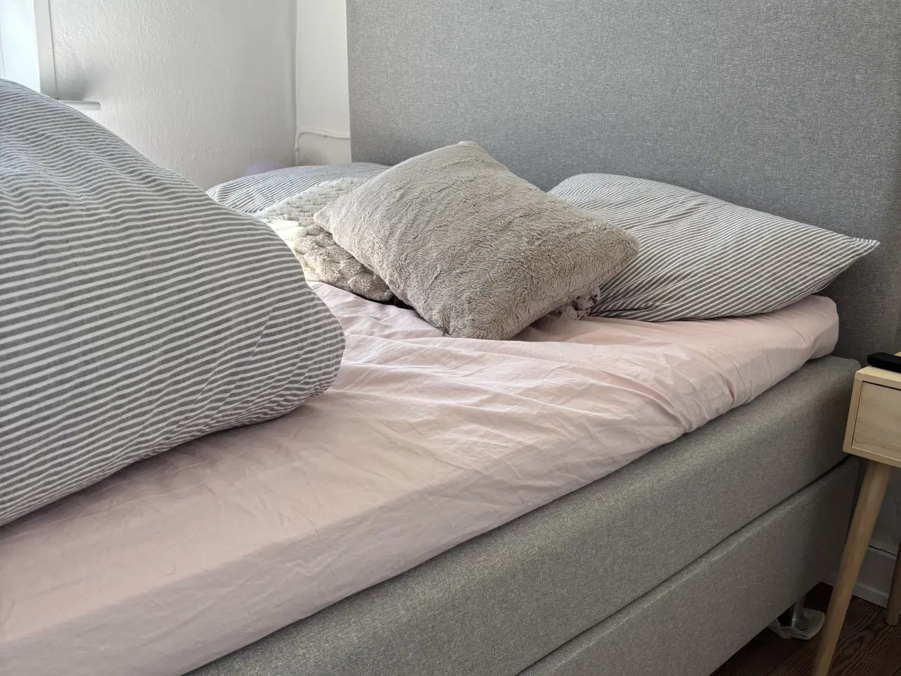 Billede 3 - 140x200 seng + gavl