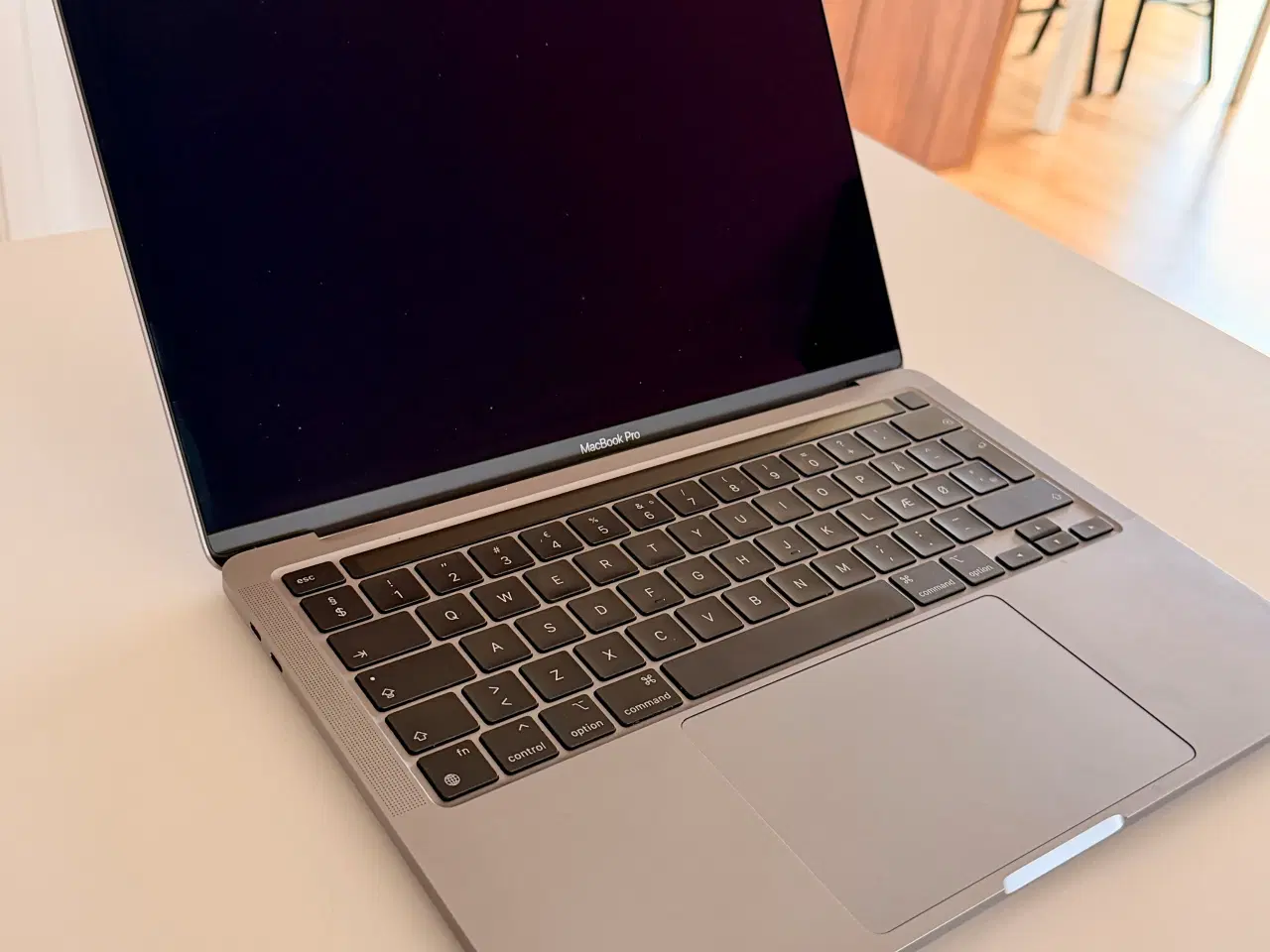 Billede 2 - MacBook Pro 13” M2 (2022) - 8GB / 512GB - Perfekt 