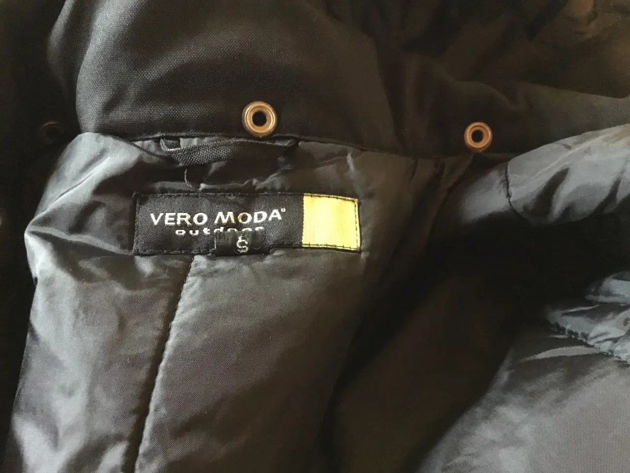 Billede 4 - Vero moda frakke sort