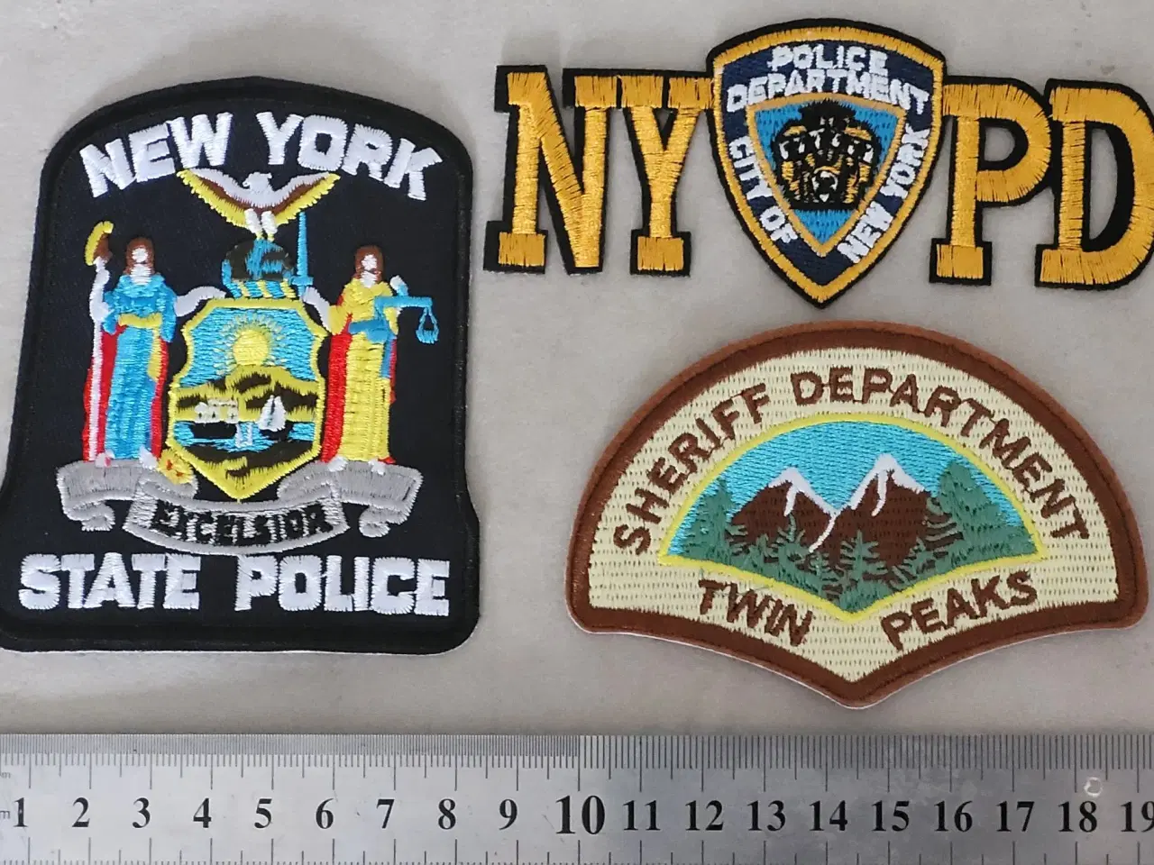 Billede 1 - USA 3 politi tøjmærker