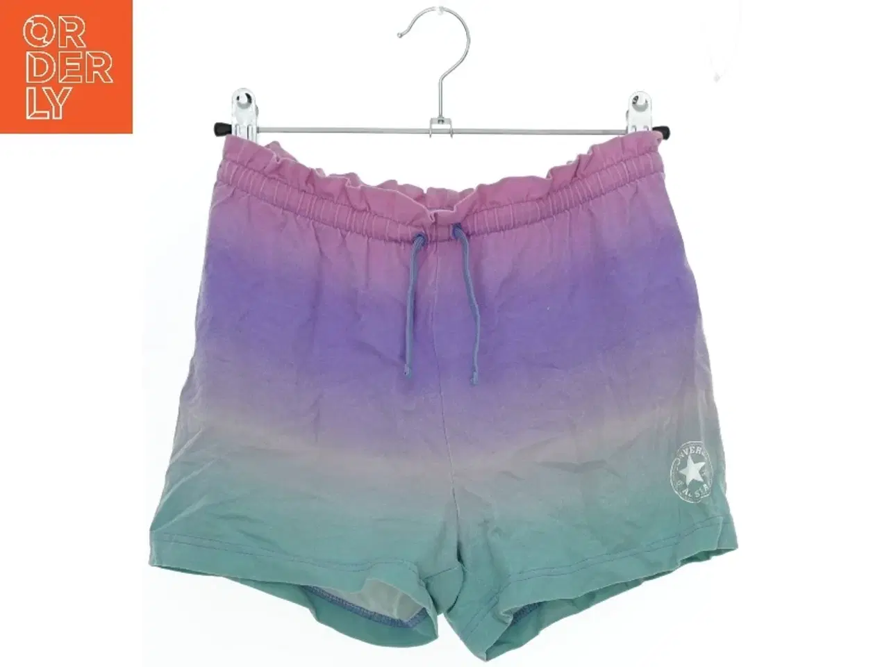 Billede 1 - Farverige shorts til børn fra Converse (str. 152)