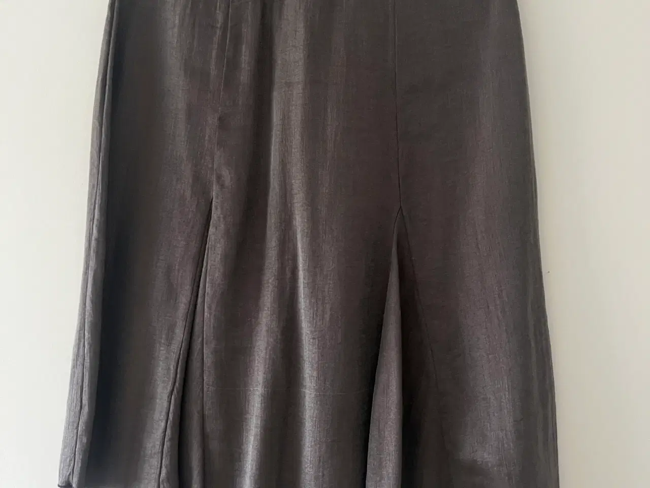 Billede 3 - Jakke & Nederdel