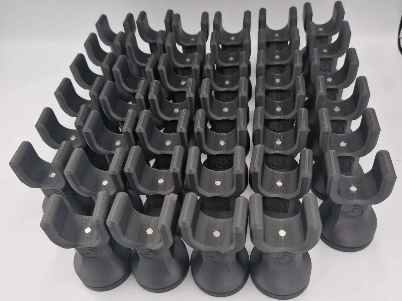 Billede 10 - Våbenholdere til våbenskab