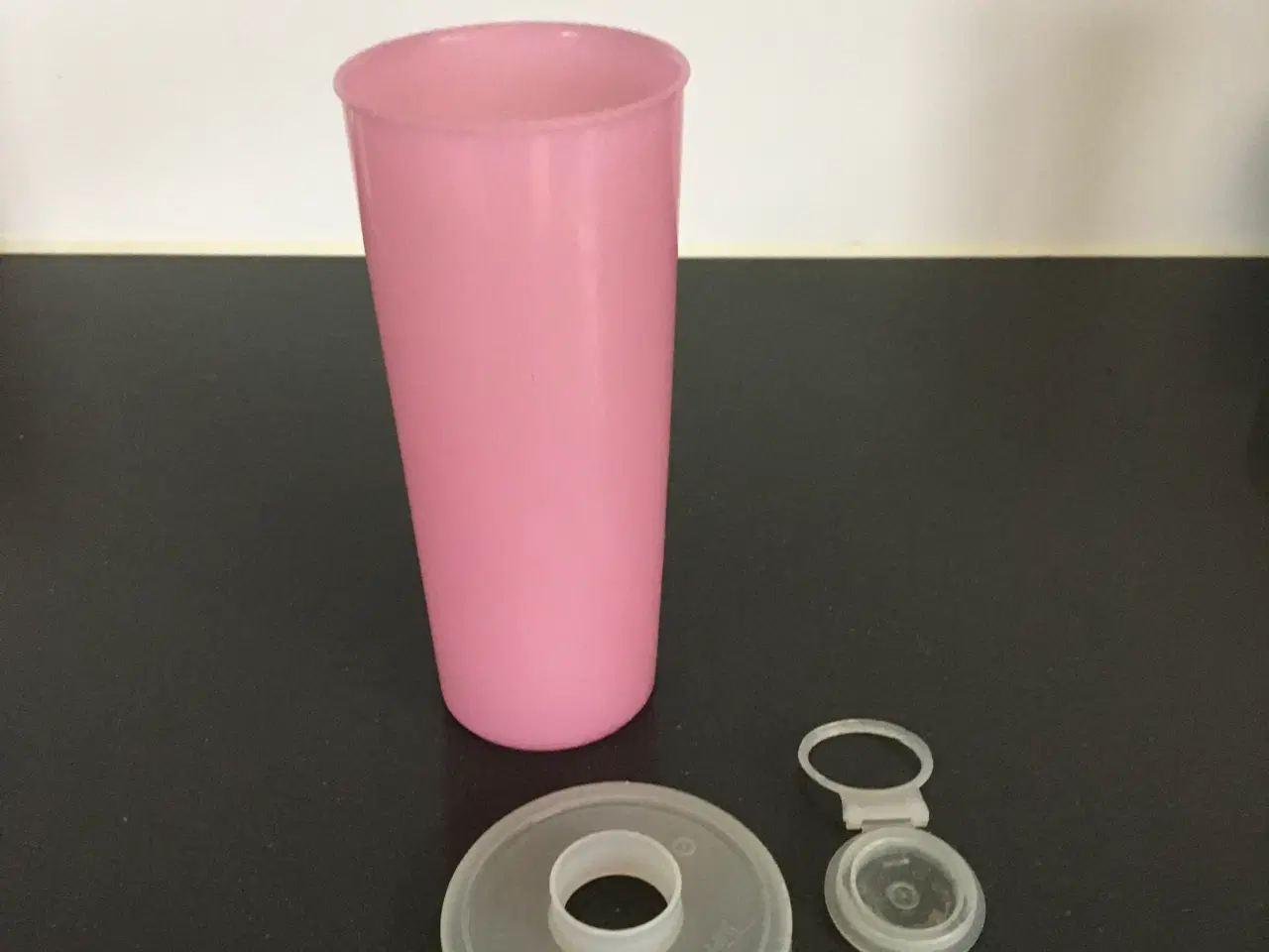 Billede 2 - Tupperware Shaker/opbevaring med aftagelig låg