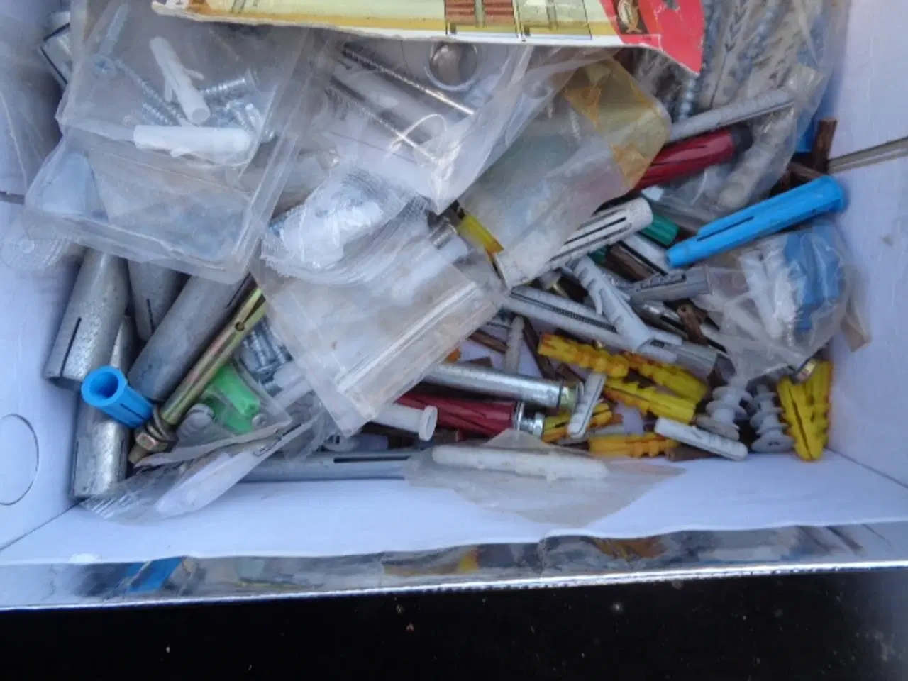 Billede 2 - Rawlplugs og dybler
