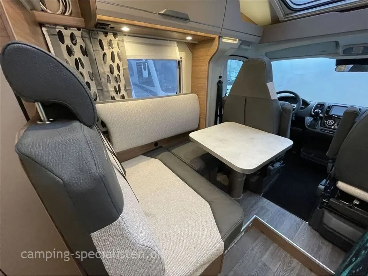 Billede 7 - 2026 - Knaus Van Ti 550 MF "Vansation"   Knaus Van Ti 550 MF Vansation 2026 - Kan ses nu hos Camping-Specialisten.dk