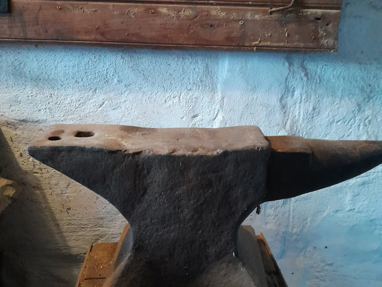 Billede 3 - Ambolt med fod. 