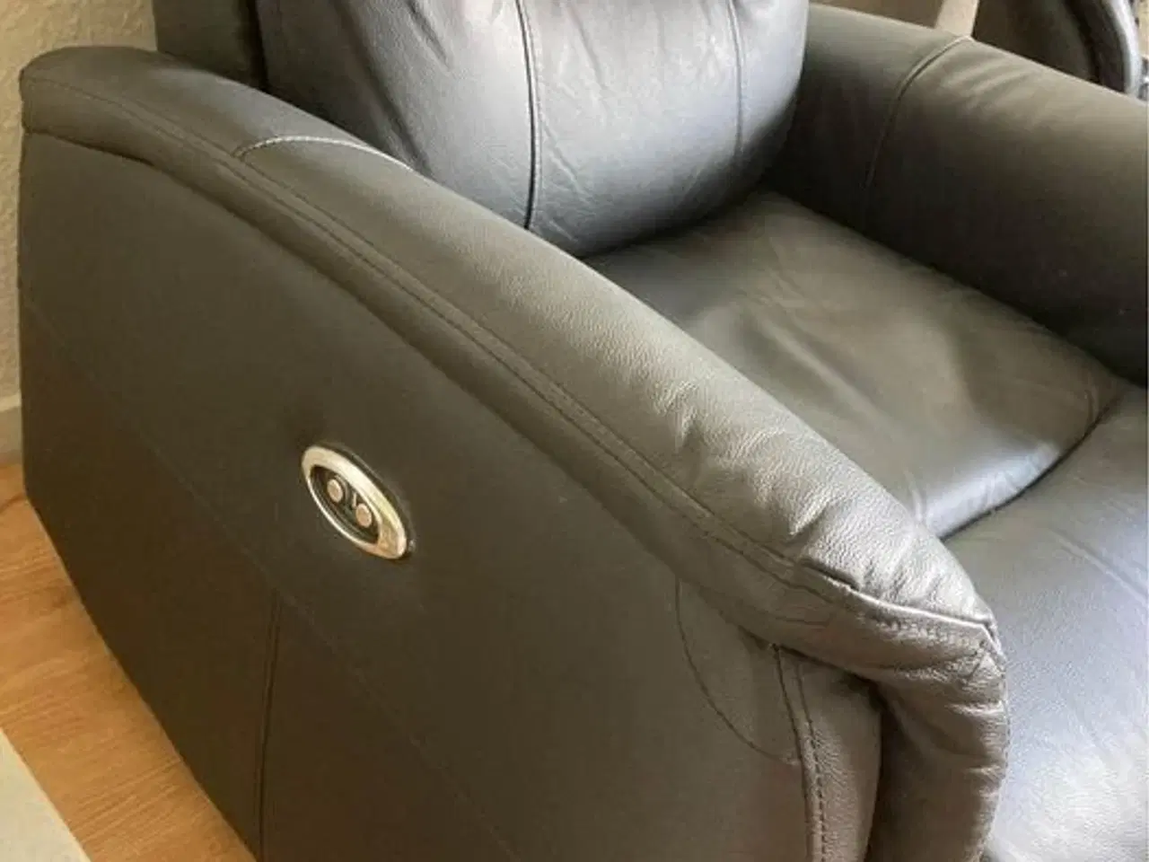 Billede 5 - Læder sofa og stol