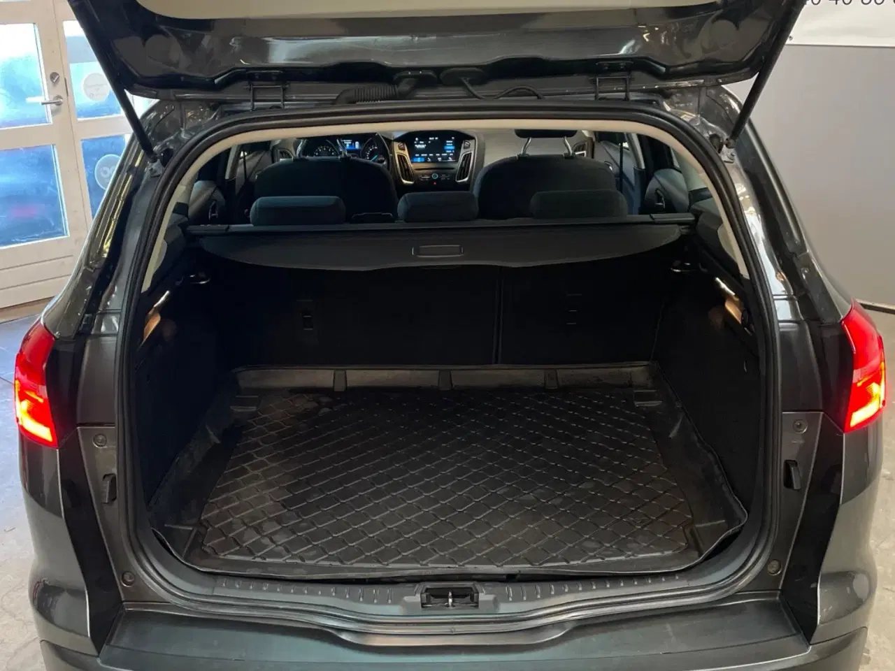 Billede 8 - Ford Focus 1,0 SCTi 125 Business stc.