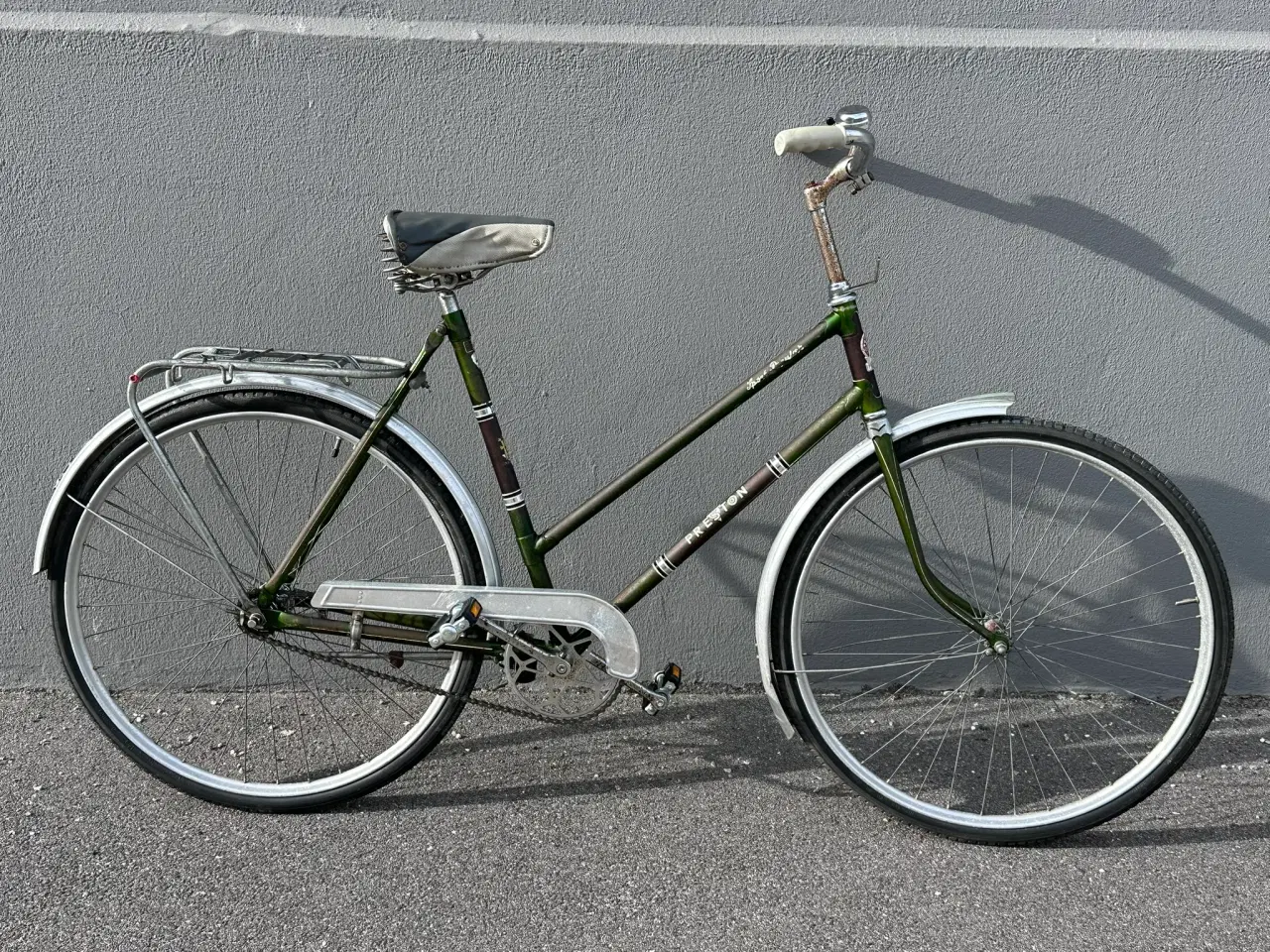 Billede 1 - Mørkegrøn Preston Sport Populær damecykel