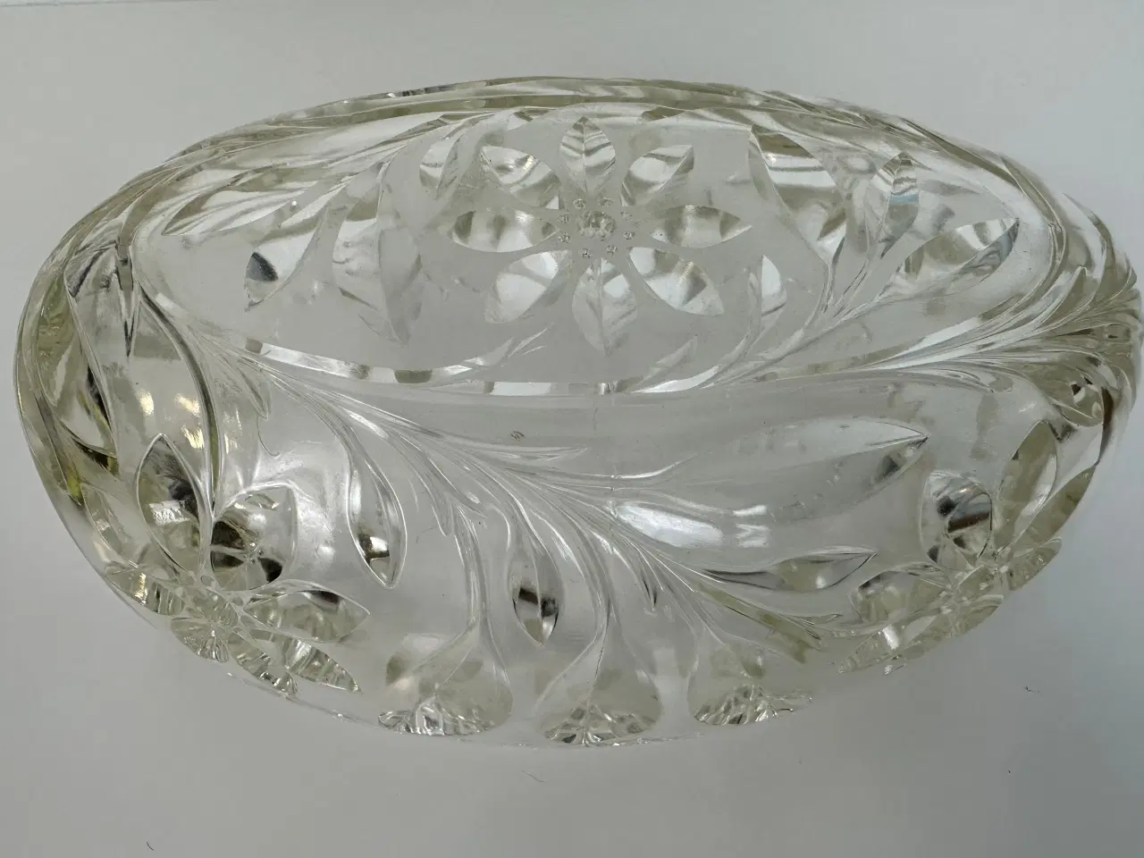 Billede 8 - Stor skål i krystalglas, vintage