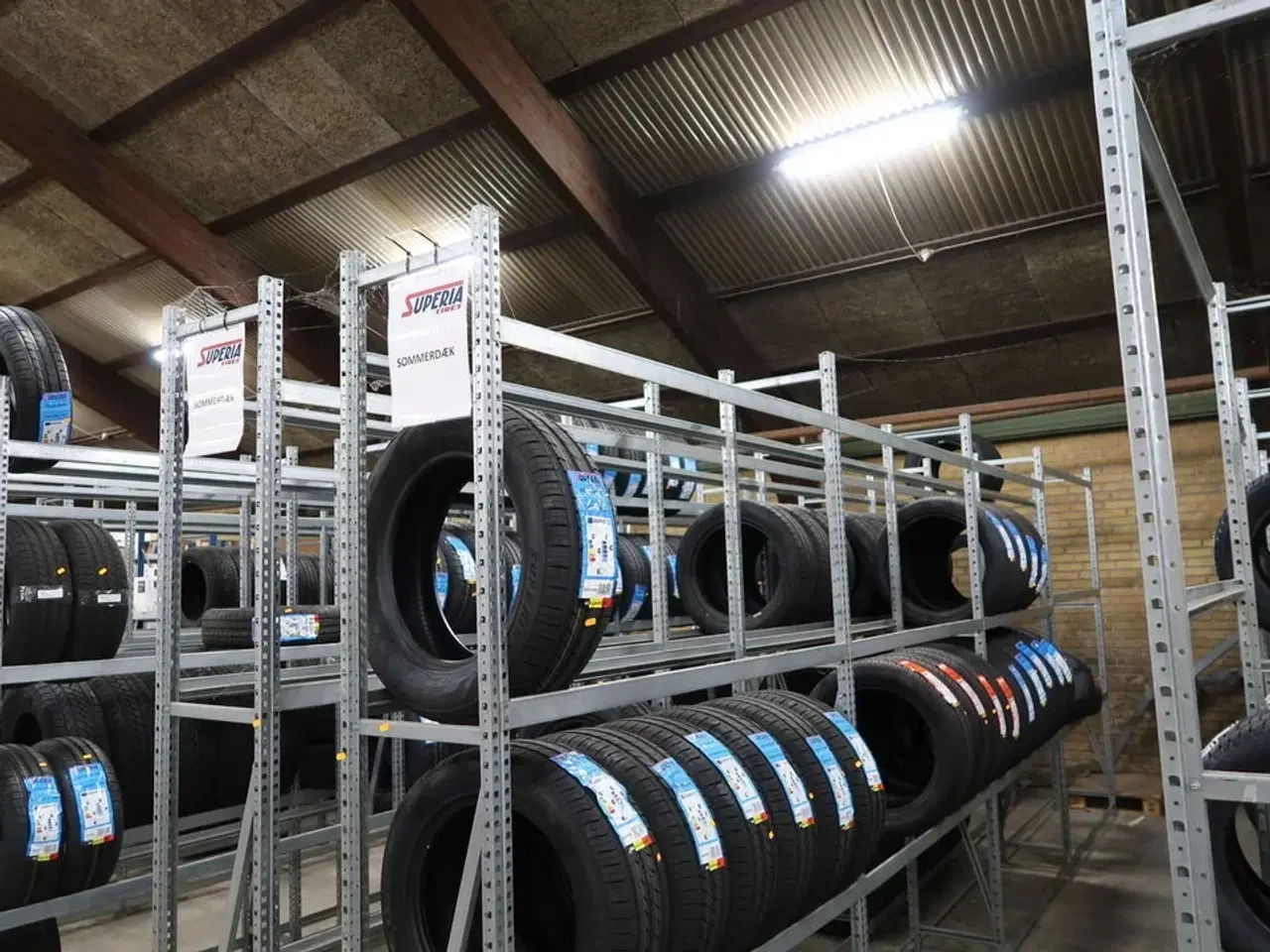 Billede 2 - 8 fag dækreoler uden indhold