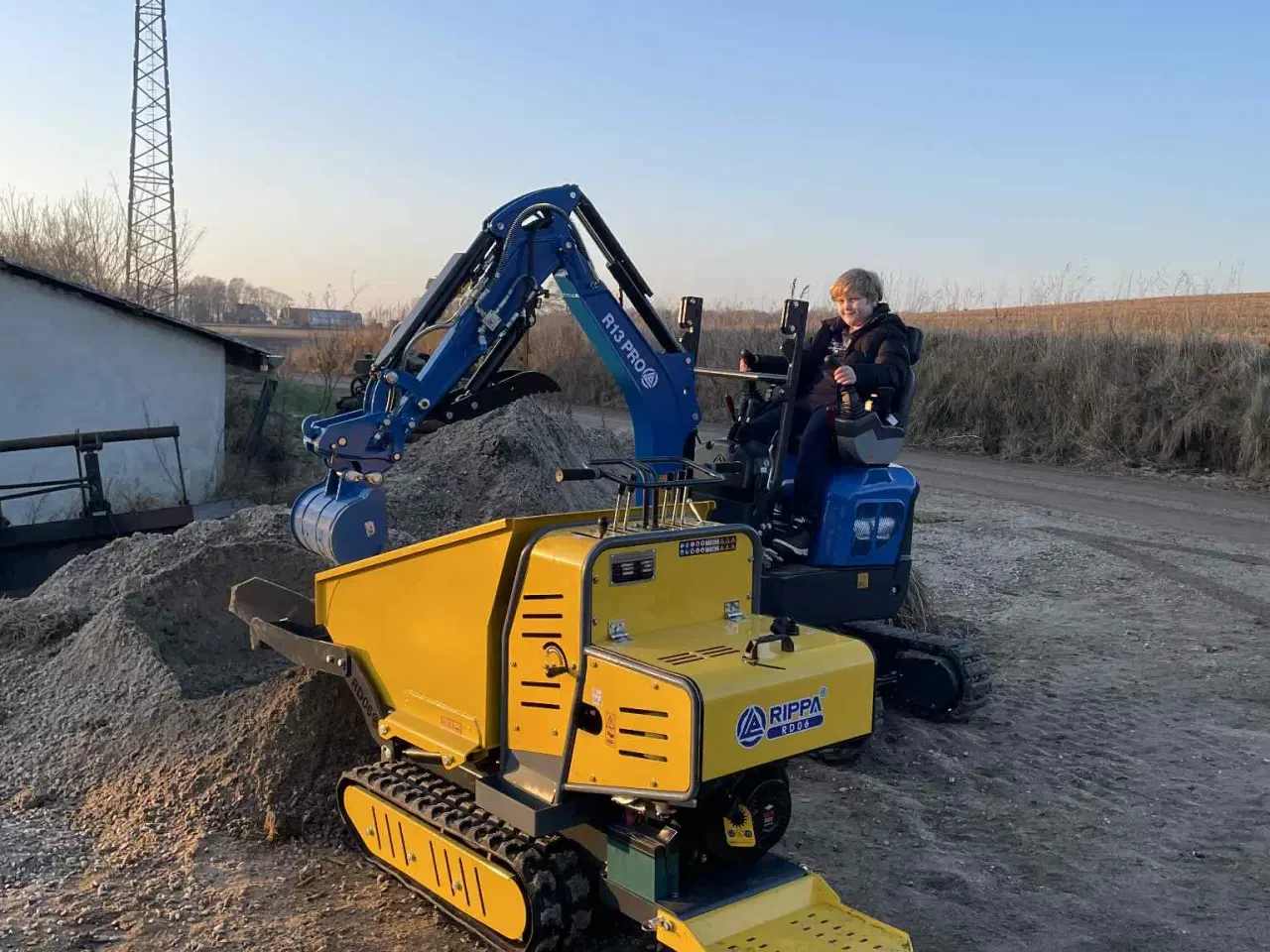 Billede 3 - Minigraver og Motorbøre udlejning 