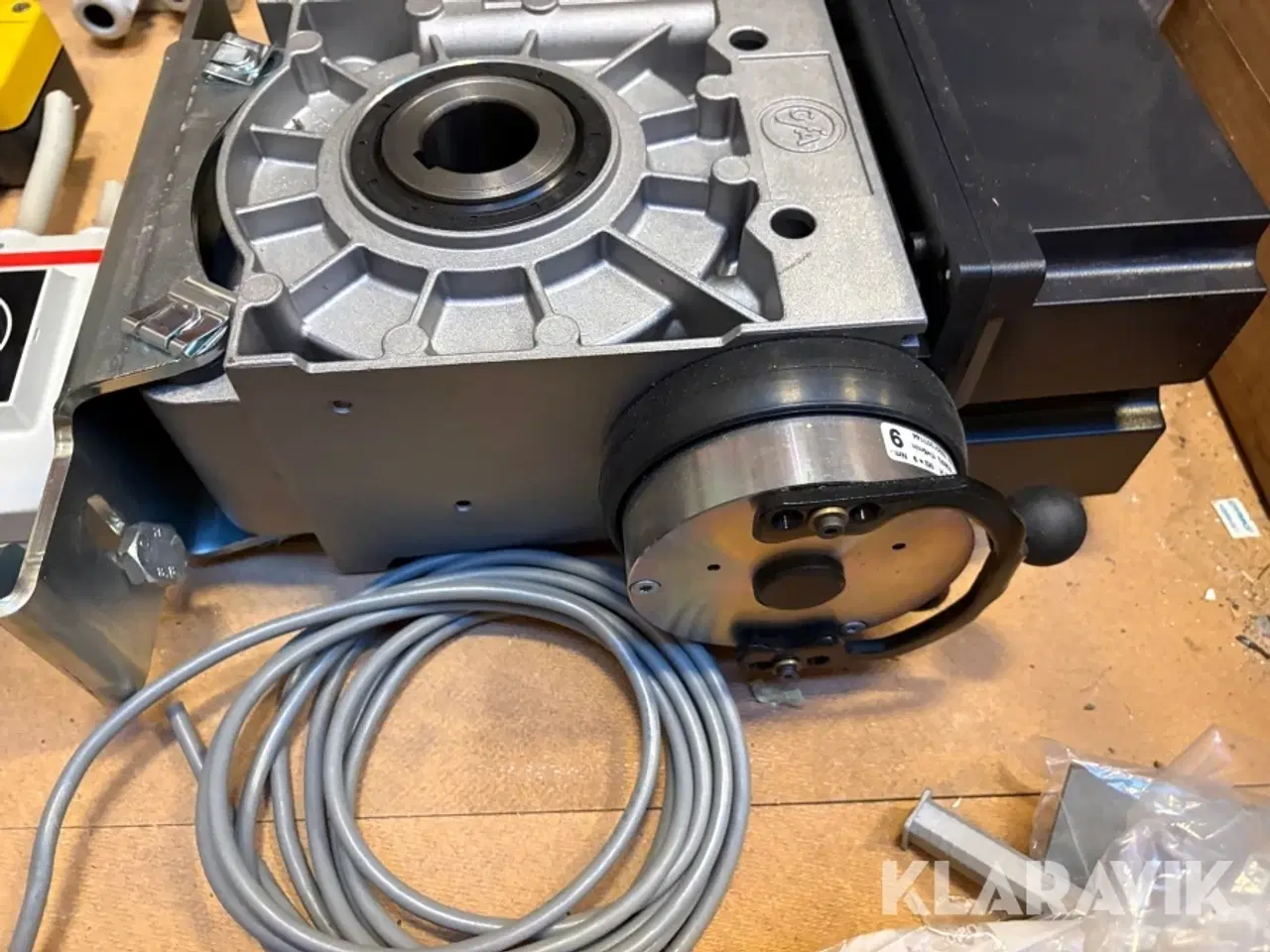 Billede 8 - Elektrisk port Crawford EconoRoll