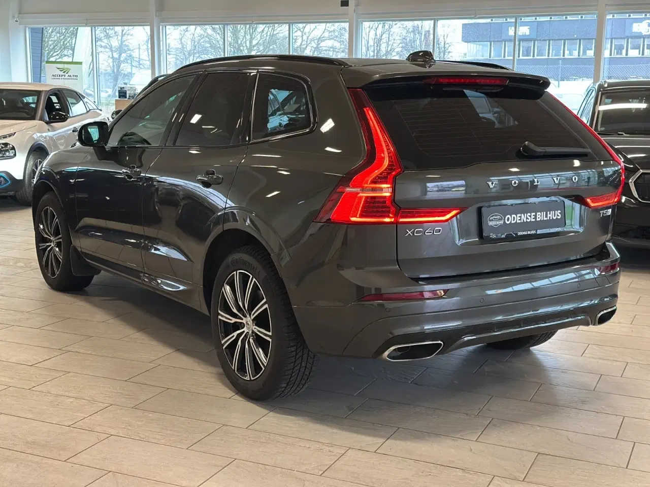 Billede 3 - Volvo XC60 2,0 T5 250 R-Design aut.