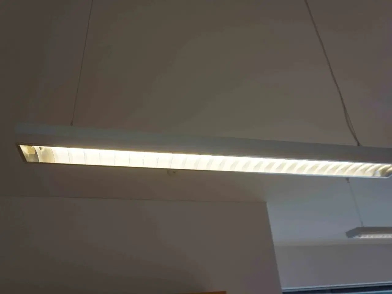 Billede 1 - 16 stk Wirehængte loftlamper